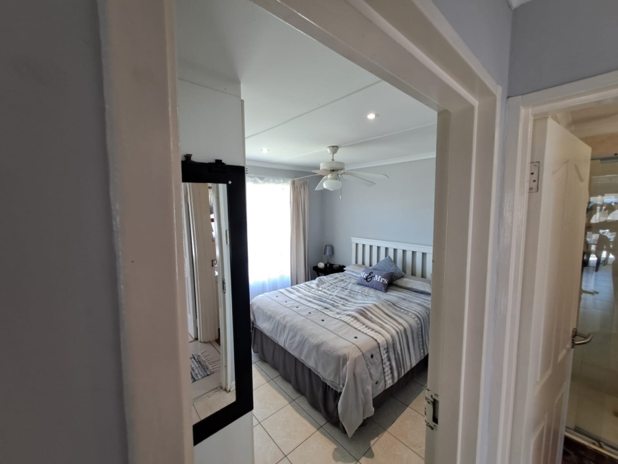 2 Bedroom Property for Sale in Nahoon Valley Park Eastern Cape